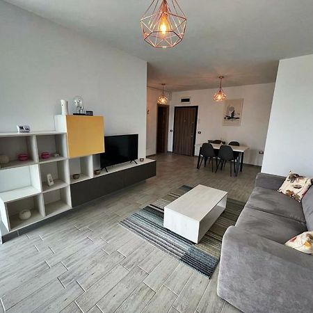 Năvodari Dragomir Apartments Alezzi 1 المظهر الخارجي الصورة